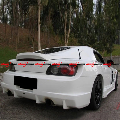 High Quality for Honda S2000 Body Kit with Front and Rear Resin Fiber Bumpers and Fenders CH Model Plus All New Condition